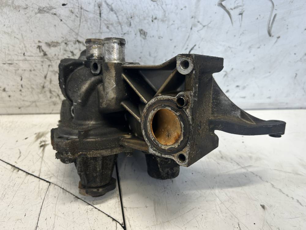 028903143AF Volkswagen Passat 1998 Engine Mount Bracket and Gearbox Mount Bracket - Thumbnail 2