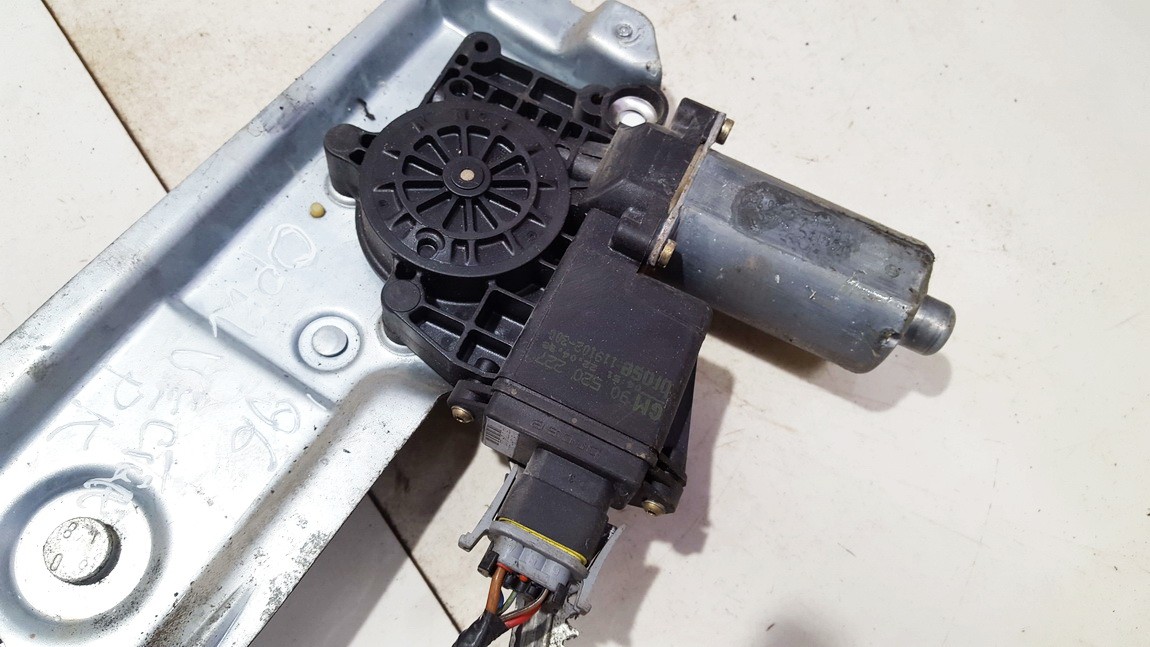 90520227 Opel Vectra 1996 Window Motor - FRONT LEFT