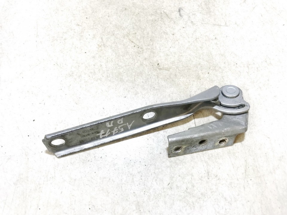 8D0823302B Audi A4 1996 Hood bonnet Hinge - FRONT RIGHT
