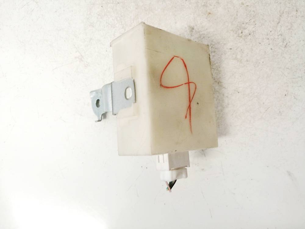 8974105070 Toyota Avensis 2004 Door control relay (DOOR CONTROL UNIT MODULE ECU )
