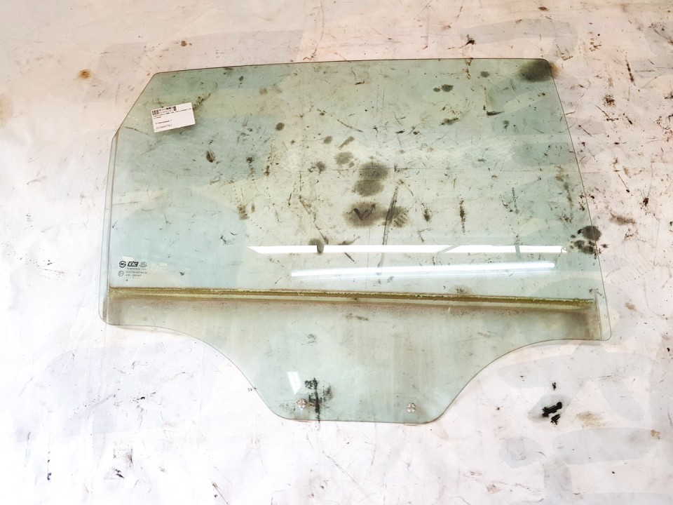 PILKA Opel Antara 2008 Durvju stikls - AIZMUGURE PA LABI