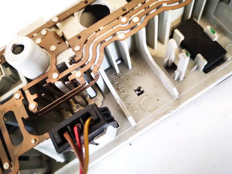 3B0947105C Skoda Roomster 2008 Interior Light - FRONT - Thumbnail 3