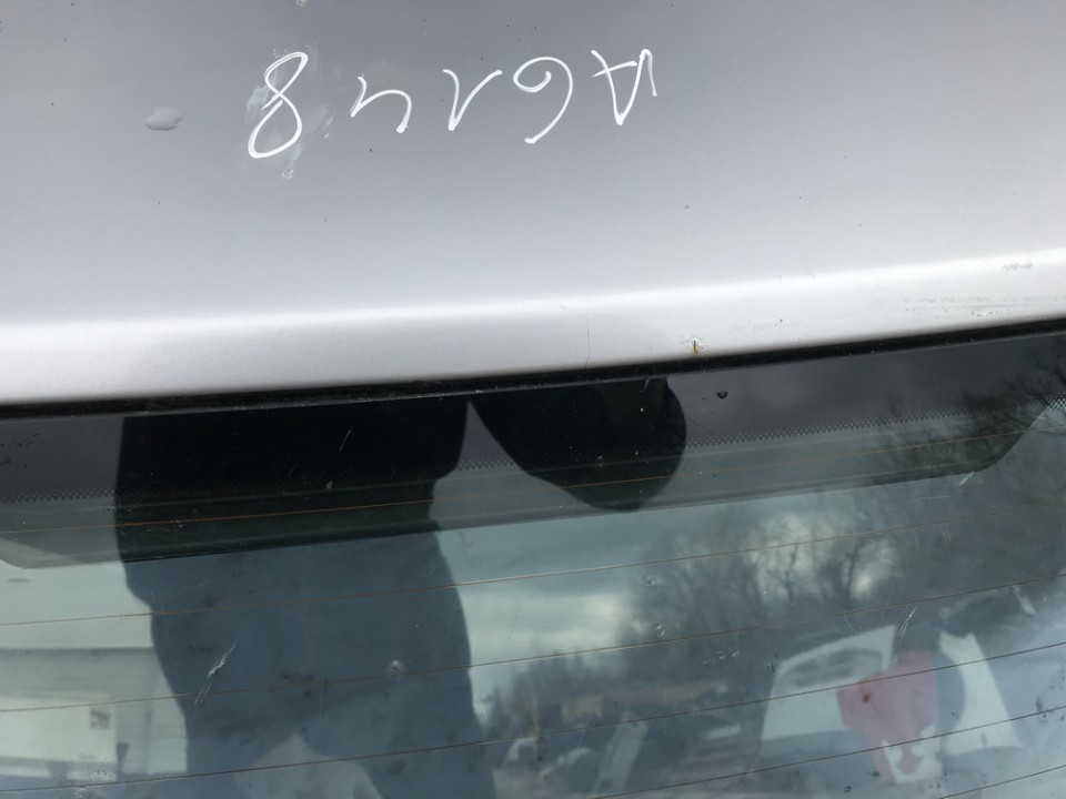 Volkswagen Passat 2002 Papildomas stop zibintas