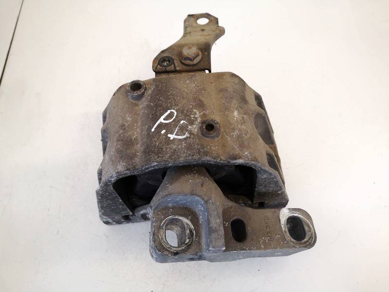 1K0199262 Volkswagen Golf 1998 Engine Mounting and Transmission Mount (Engine support)