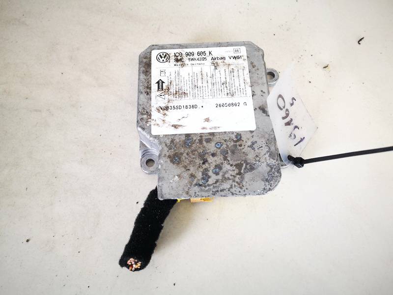 1C0909605K Volkswagen Polo 2005 Airbag crash sensors module