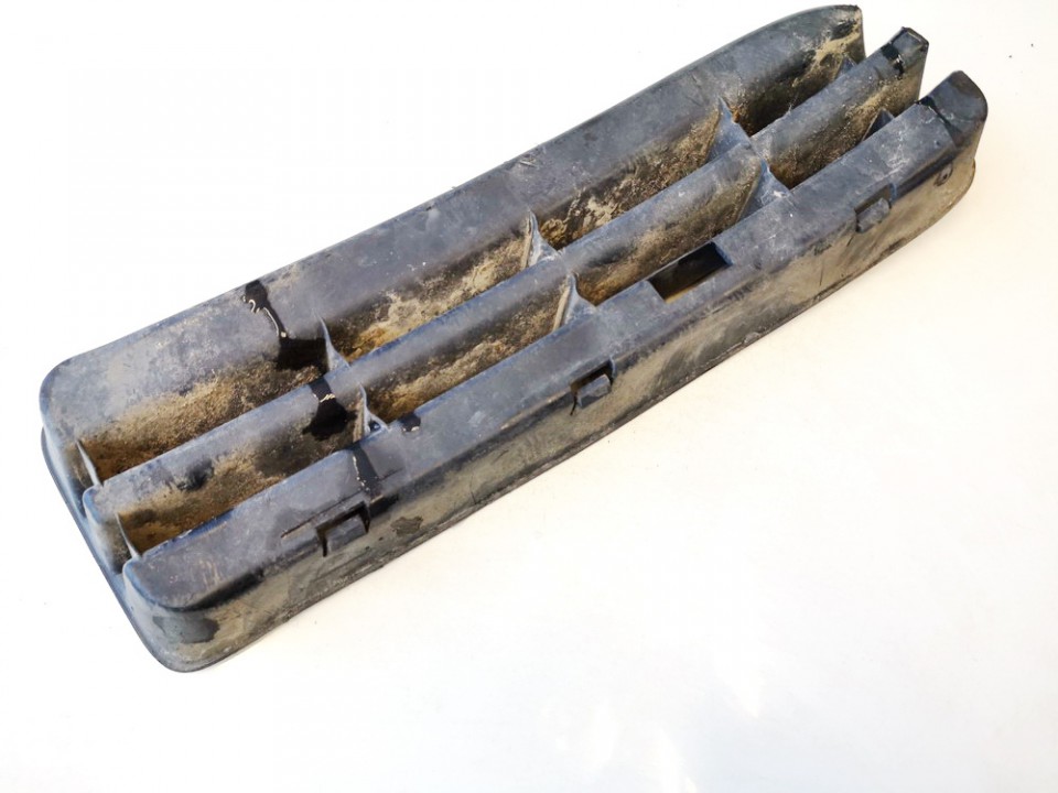 1U0807367C Skoda Octavia 2000 Bumper Grille - FRONT LEFT - Thumbnail 2