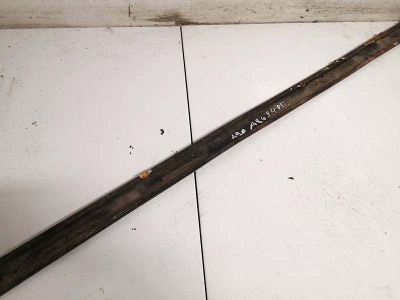 1Z0853516 Skoda Octavia 2005 Duru moldingas isorinis P.D. - Thumbnail 2