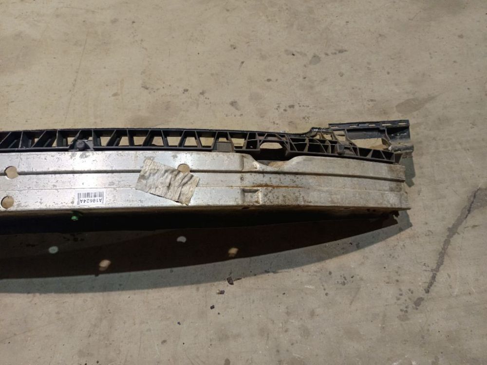 Audi A6 2003 Puskurin poikkipalkki (vahvistus) - EDESSÄ - Thumbnail 3