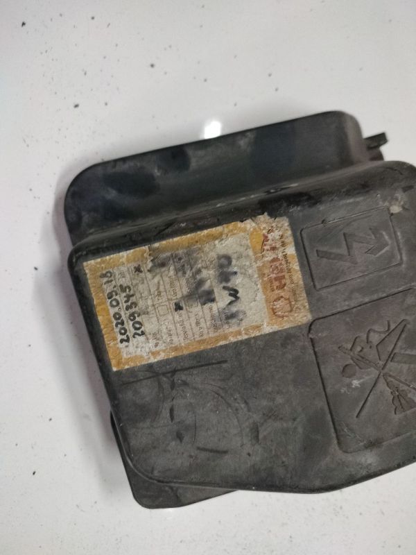 243825499R Dacia Lodgy 2012 Pokrywa skrzynki bezpieczników - Thumbnail 2