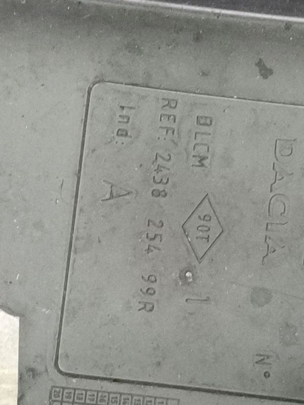 243825499R Dacia Lodgy 2012 Pokrywa skrzynki bezpieczników - Thumbnail 4