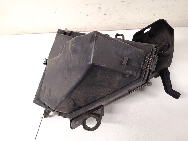 1371851259902 1371851259902 Air filter box BMW 3Series 2011 1.8L EIS01537824 Used Auto