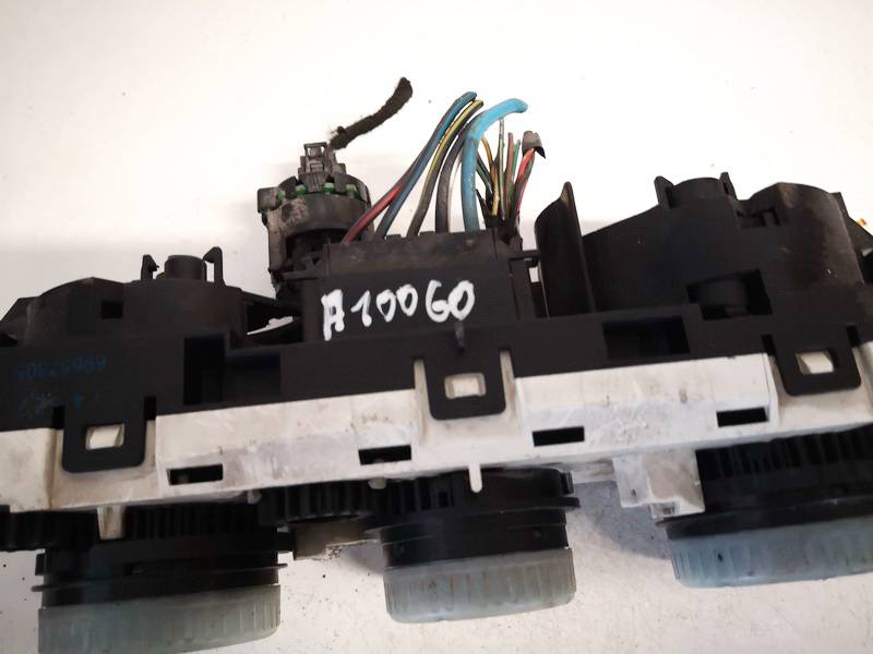 PMN164569 Mitsubishi Colt 2004 Peciuko valdymas - Thumbnail 2