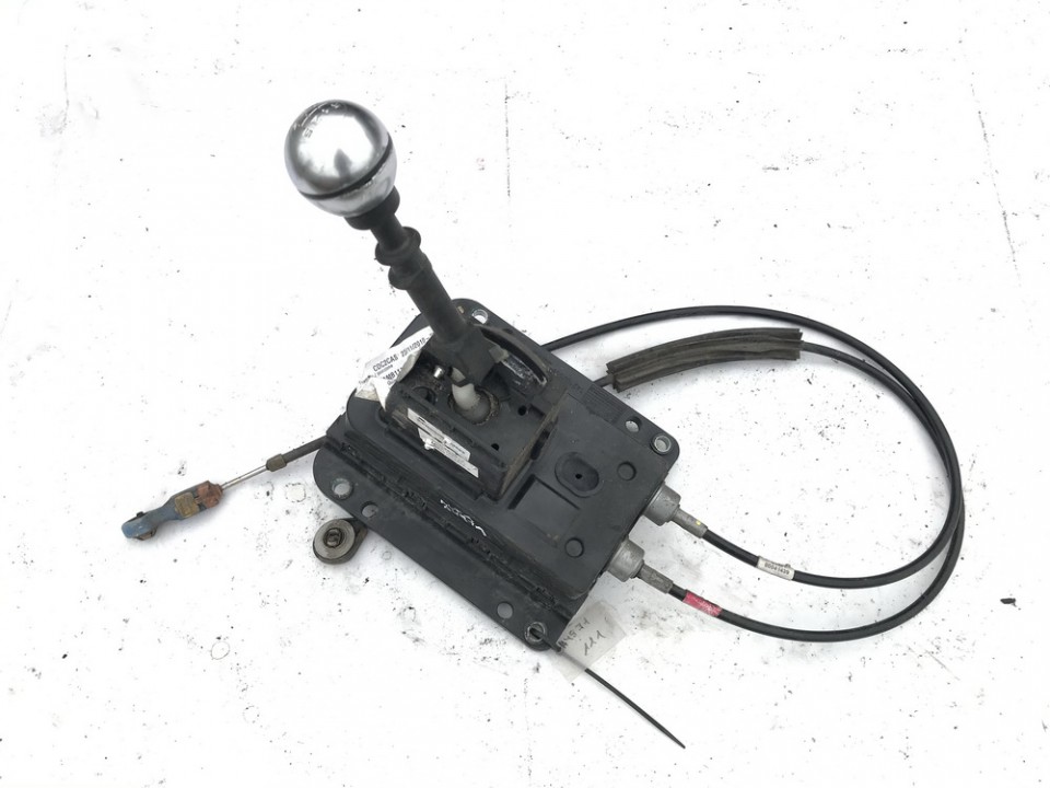 1007261 Alfa-Romeo Giulietta 2010 Mechanizm zmiany biegów manualny