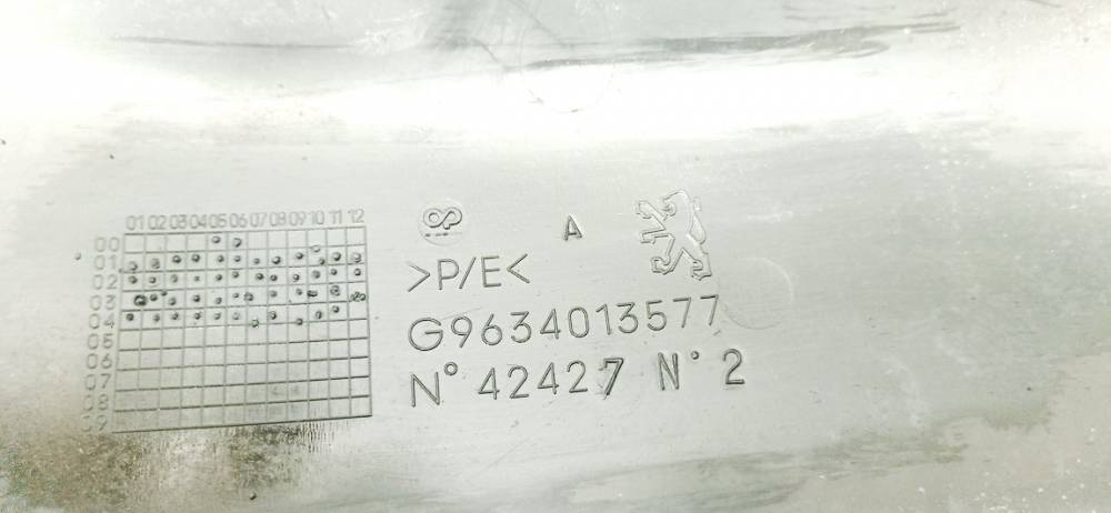 9634013577 Peugeot 307 2005 Bumper Trim Strip Corner - REAR RIGHT - Thumbnail 3