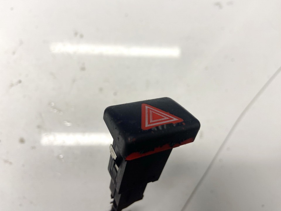 8E0941509 Audi A4 2003 Hazard switch