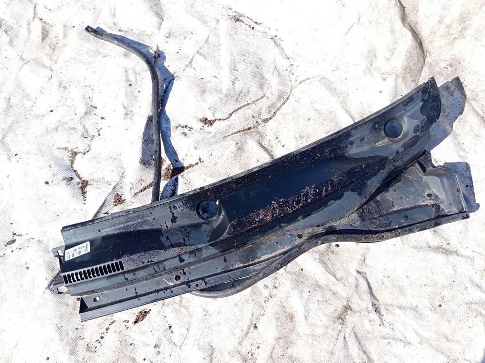 557820F010 Toyota Corolla Verso 2006 Wiper Muolding - FRONT - Thumbnail 2