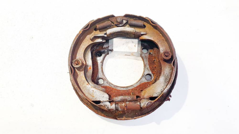 Subaru Legacy 2010 Mechanizm hamulca ręcznego