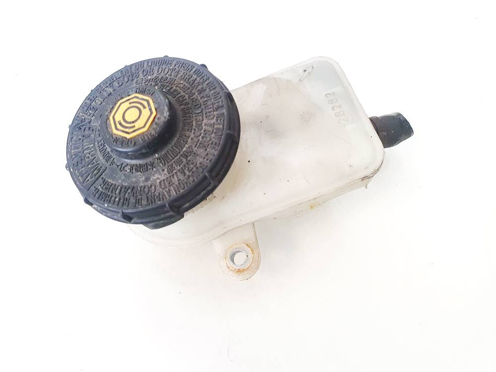 0204255770 used Brake Master Cylinder Reservoir Honda CRV 2009 2.2L