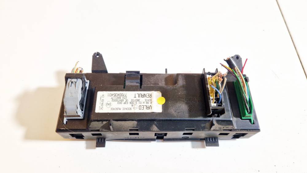 7700435401 Renault Scenic 2002 Climate Control Panel (heater control switches) - Thumbnail 2
