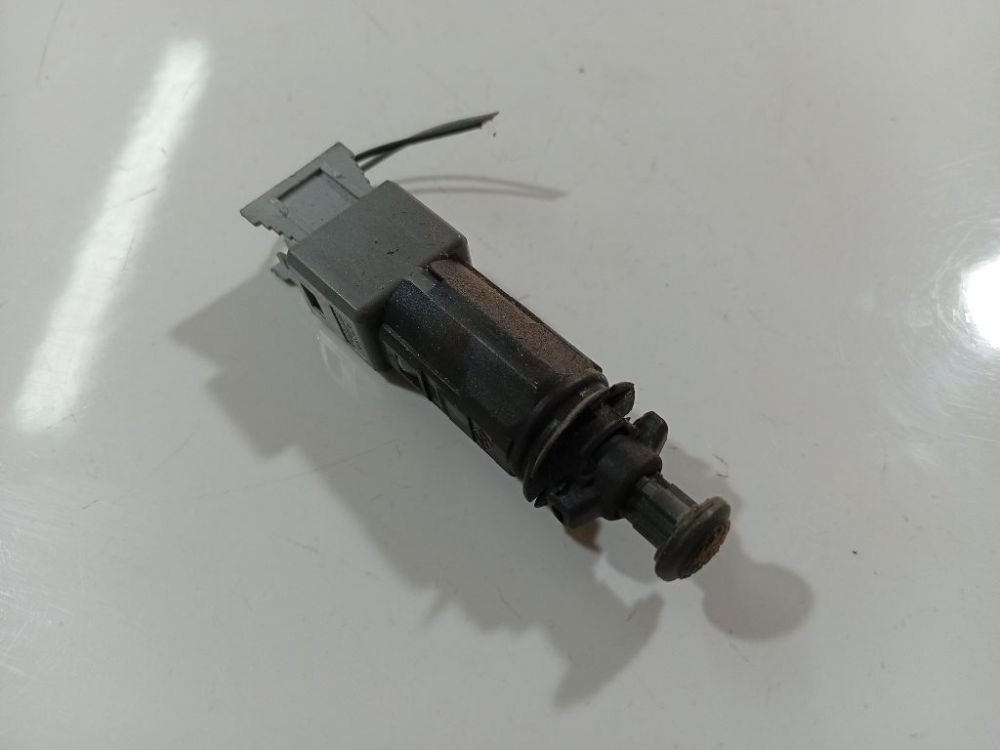 110894 Renault Espace 2004 Brake Light Switch (sensor) - Switch (Pedal Contact)