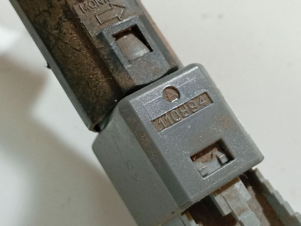 110894 Renault Espace 2004 Brake Light Switch (sensor) - Switch (Pedal Contact) - Thumbnail 4