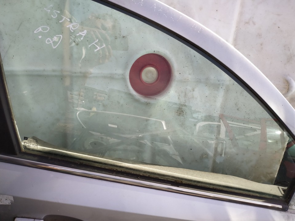 Opel Astra 2006 Door-Drop Glass - FRONT RIGHT