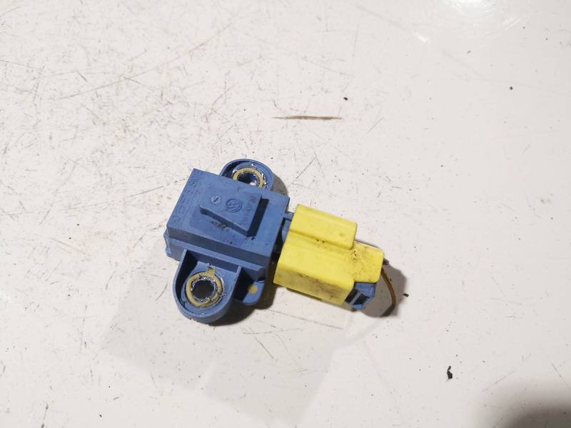 1K0955557B Skoda Octavia 2011 Crash Sensor Capteur Donneur Airbag