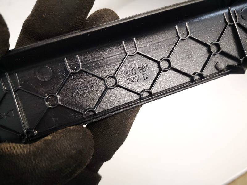 1J0881347D Skoda Octavia 2004 Salona apdare (plastmasas) - Thumbnail 3