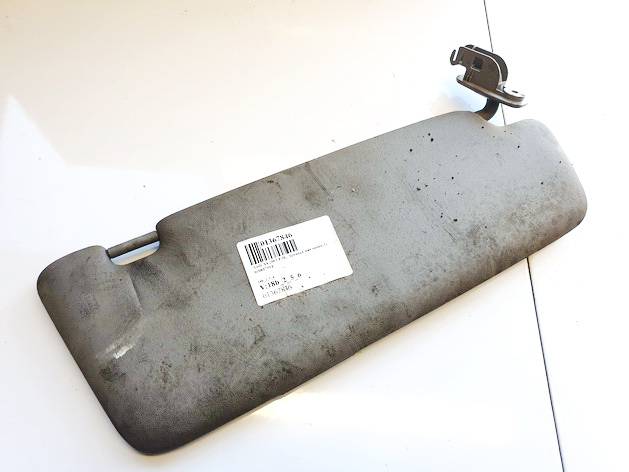 8E0857551 Audi A4 2003 Sun Visor, With Light and Mirror and Clip