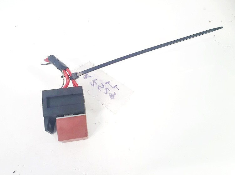 12V30A03661 Renault Scenic 1997 Relay module