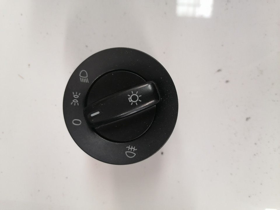 1K0941431P Volkswagen Passat 2006 Headlight adjuster switch (Foglight Fog Light Control Switches)