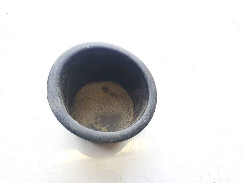 G06M21U31149A Ford Galaxy 2006 Krūžu turētājs