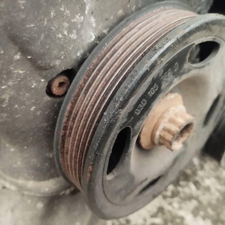 03D105255D Volkswagen Golf 2007 Crankshaft Belt Pulley - Thumbnail 3