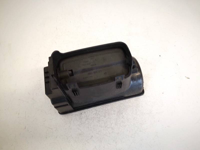 1J1819704C Volkswagen Golf 1998 Dash Vent (Air Vent Grille) - Thumbnail 2