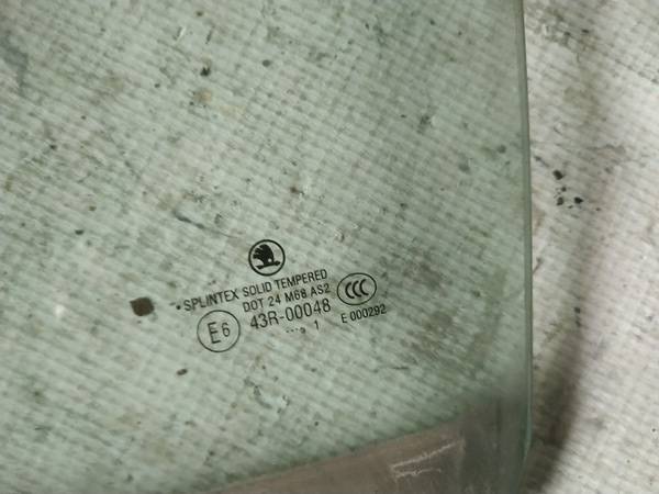 AS2 Skoda Octavia 2011 Duru stiklas G.K. - Thumbnail 2