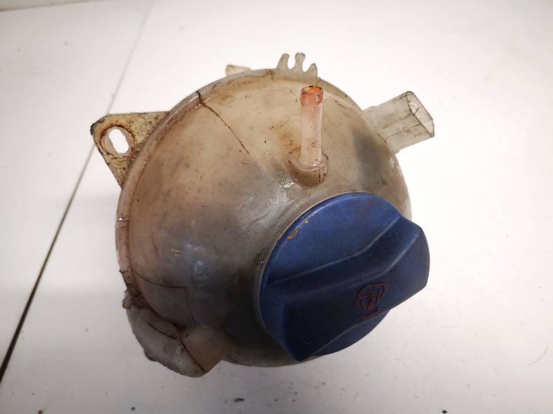 1J0121403B Audi A3 2002 Conteneur Eau Fraîche Expansion