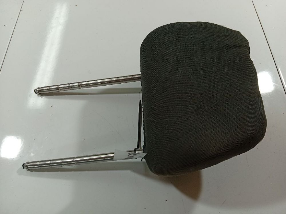 Volkswagen Golf 2001 Seat headrest