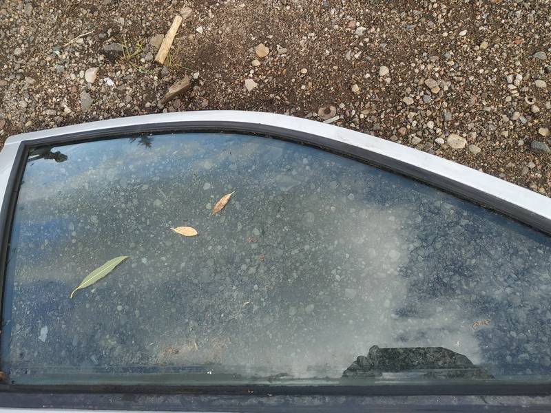 Skoda Octavia 2000 Door-Drop Glass - FRONT RIGHT