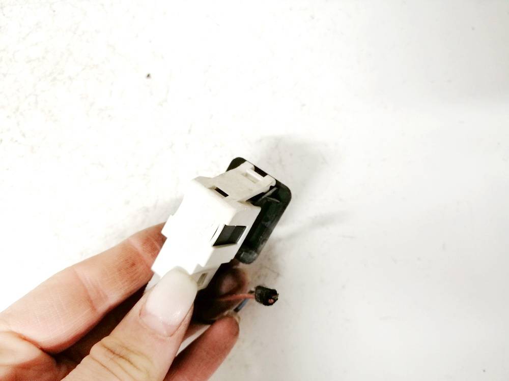 2028209410 Mercedes-Benz E-CLASS 2001 door contacts left - Thumbnail 3