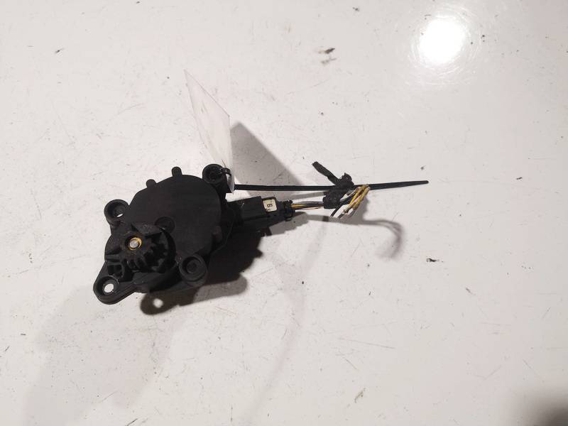 090512499 Opel Omega 1997 Heater Vent Flap Control Actuator Motor - Thumbnail 2