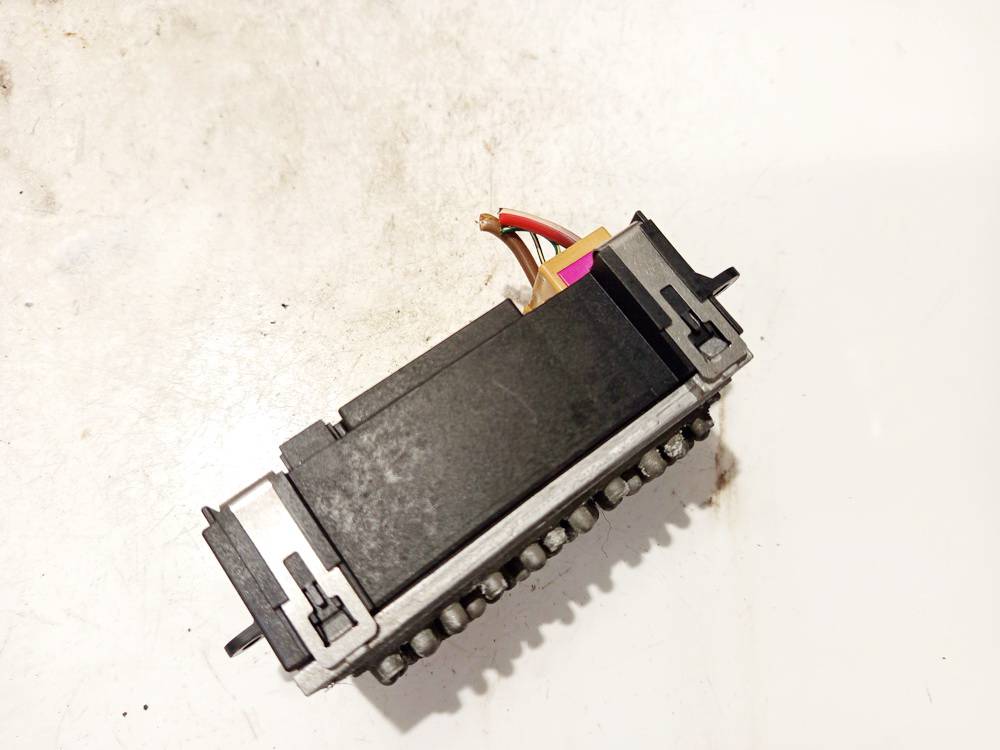 3C0907521B Volkswagen Passat 2006 Heater Resistor (Heater Blower Motor Resistor) - Thumbnail 2