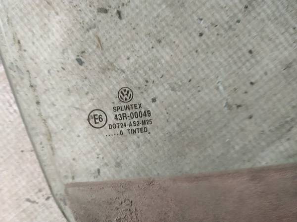 AS2 Volkswagen Golf 2001 Door-Drop Glass - REAR RIGHT - Thumbnail 2