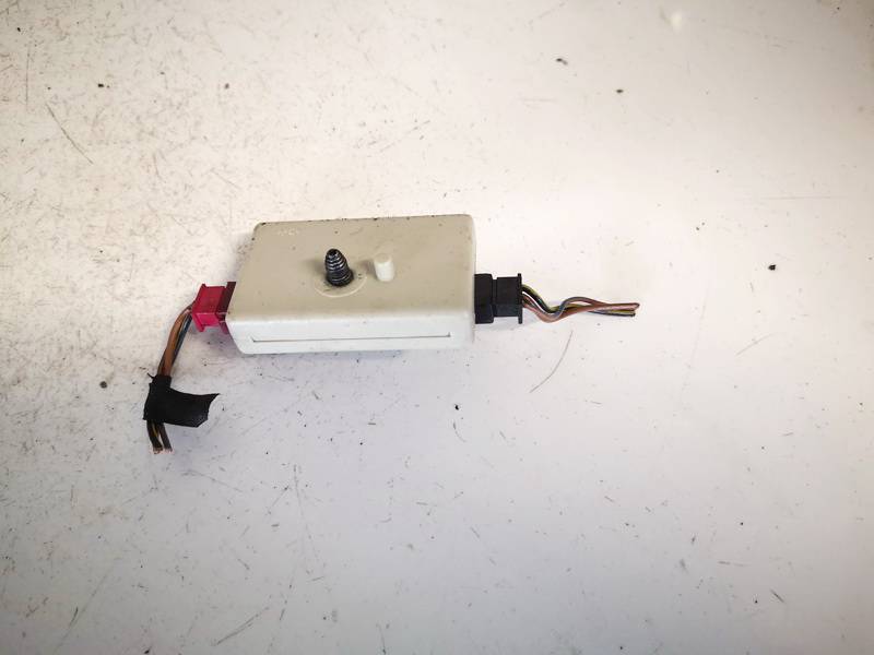 695319102 BMW 5-Series 2006 Antennenverstärker (Antennen Verstärker) - Thumbnail 2