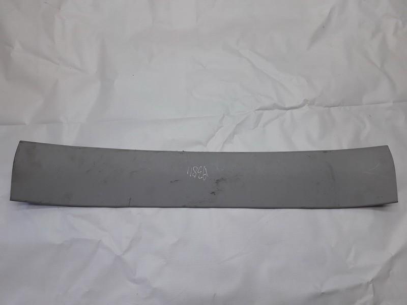 C23568140 Mazda 5 2006 Innenausstattung