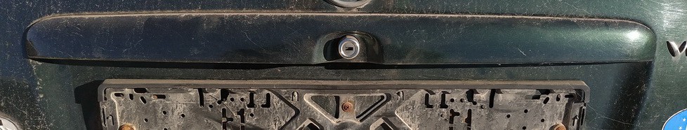 Opel Vectra 1999 акладка крышки багажника наруж