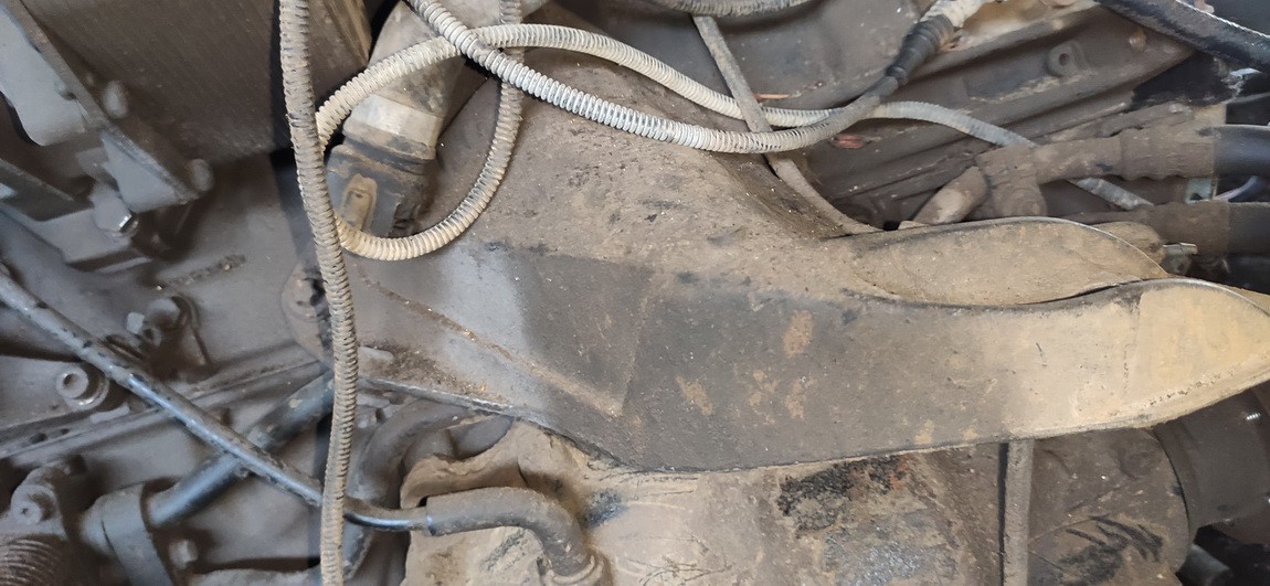 Land-Rover Range Rover 2003 Wspornik silnika - Thumbnail 2