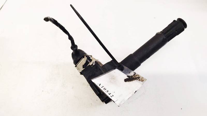 058905105 Volkswagen Golf 2000 Ignition Coil - Thumbnail 3
