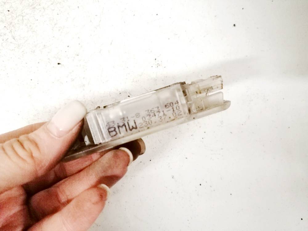 63318363604 BMW X5 2004 Lampka wnętrza - Thumbnail 3