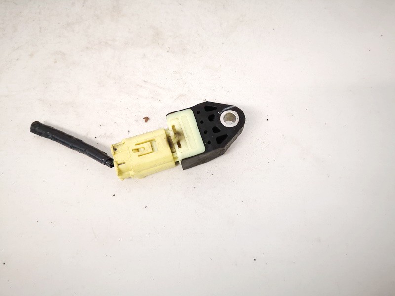 8983133020 Toyota RAV-4 2006 Srs Airbag crash sensor - Thumbnail 3
