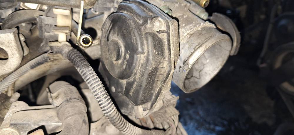 06A133063G Volkswagen Golf 2000 Suurella Virtaamalla Varustettu Kaasuläpän - Thumbnail 3